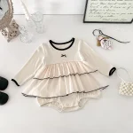 【66-90cm】 リボン付き ワンピース風 ロンパース - 画像 (2)