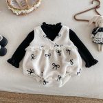 【66-90cm】 ボア リボン 刺繍 ロンパース