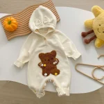 【66-90cm】 フーディ熊柄 オールインワン - 画像 (3)