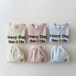 【66-120cm】 笑顔＆英字プリント セットアップ - 画像 (2)
