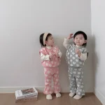 【80-120cm】ハート ベスト ＋ パンツ セットアップ - 画像 (5)
