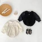 【66-90cm】 ノーカラーコーデュロイ ロンパース - 画像 (4)