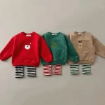 【73-100cm】 クリスマスロゴ 厚さ トレーナー - 画像 (5)