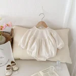 【66-90cm】 花柄 刺しゅう ロンパース - 画像 (3)