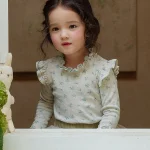 【90-150cm】フリル花柄 インナー シャツ - 画像 (4)