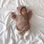【66-90cm】ピュアカラーフート付き ロンパース - 画像 (4)