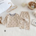【73-100cm】総柄 カートゥーン ルームウェア セットアップ - 画像 (6)