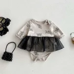 【66-90cm】 ワンピース風 小花柄 ロンパース - 画像 (4)