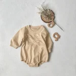 【66-90cm】 恐竜プリント ロンパース - 画像 (4)