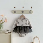 【66-90cm】 ワンピース風 小花柄 ロンパース - 画像 (7)