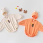 【66-100cm】 ボンネット付き 熊柄 ロンパース