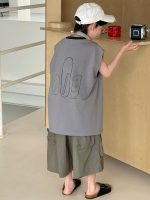 【90-160cm】ベスト 男の子 襟元バイカラー 合わせやすい - 画像 (4)