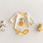 【66-90cm】ロンパース 可愛い 梨柄 ベビー服