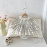 【66-90cm】ロンパース ベビー 女の子 丸襟 小花柄 - 画像 (3)