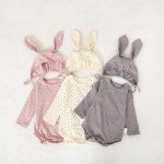 【66-90cm】ロンパース＆帽子 ウサギ 星柄 可愛い 肌触り良い ベビー服