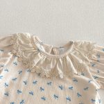 【66-90cm】セットアップ Tシャツ＆サロペットロンパース 総柄蝶結び - 画像 (6)