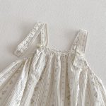 【66-90cm】セットアップ Tシャツ＆サロペット ベビー 小花柄 フリルスリーブ - 画像 (9)