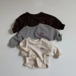 【73-100cm】ベビー 英字プリント ナチュラル 長袖Tシャツ - 画像 (2)