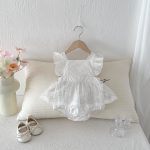 【66-90cm】ロンパース ホワイト フリル シンプル - 画像 (6)