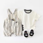 【73-100cm】セットアップ ストライプ 恐竜 サロペット＆シャツ - 画像 (3)
