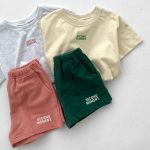 【80-130cm】セットアップ キッズ 半袖 Tシャツ＋ショートパンツ 薄手 男女兼用 シンプル - 画像 (3)