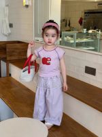 【90-150cm】セットアップ 女の子 カートゥーン リンゴ ひらひら袖