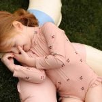 【90-150cm】水着 フロントジップ 長袖 花柄 かわいい - 画像 (7)