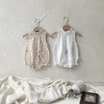 【66-90cm】ロンパース ベビー 韓国風 フリル襟 小花柄 - 画像 (2)