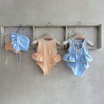 【66-90cm】水着 帽子付き フリル シンプル - 画像 (3)