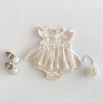 【66-90cm】ロンパース ベビー おしゃれ 肩フリル レース