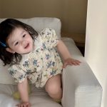 【66-90cm】ロンパース ベビー 小花柄 折り襟 レトロ - 画像 (5)