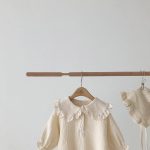 【66-90cm】 ロンパース 無地 フリル 折り襟 長袖 - 画像 (5)