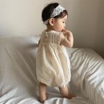 【66-90cm】ロンパース レース切り替え ノースリーブ - 画像 (3)