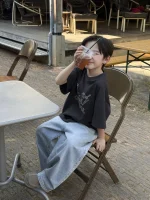 【90-160cm】男の子 半袖Tシャツ 落書き柄 カジュアル ゆったり ラウンドネック - 画像 (3)