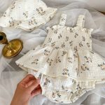 【66-90cm】プリンセスフラワーロンパース＆帽子 - 画像 (5)