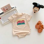 【66-90cm】ロンパース ベビー 半袖 Mondayプリント - 画像 (4)