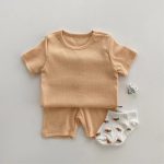 【73-100cm】Tシャツ＆ショートパンツセット ベビー 柔らかなリブ素材 - 画像 (5)
