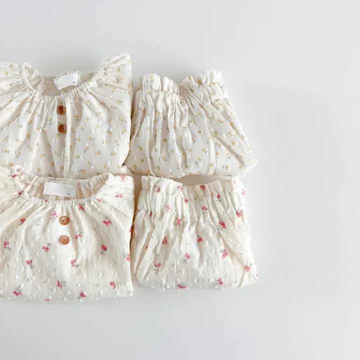 634f084ac847775f1df251f63f3b9981_750x.webp 【73-100cm】セットアップ ベビー 韓国風 小花柄 - 画像 (1)