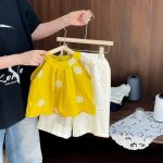 【80-130cm】セットアップ 女の子 ノースリーブ 透かし編み - 画像 (2)