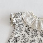 【66-100cm】セットアップ ブラック フラワー サロペット&シャツ - 画像 (10)
