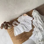 【66-90cm】ロンパース or ワンピース ベビー 小花柄 シンプル