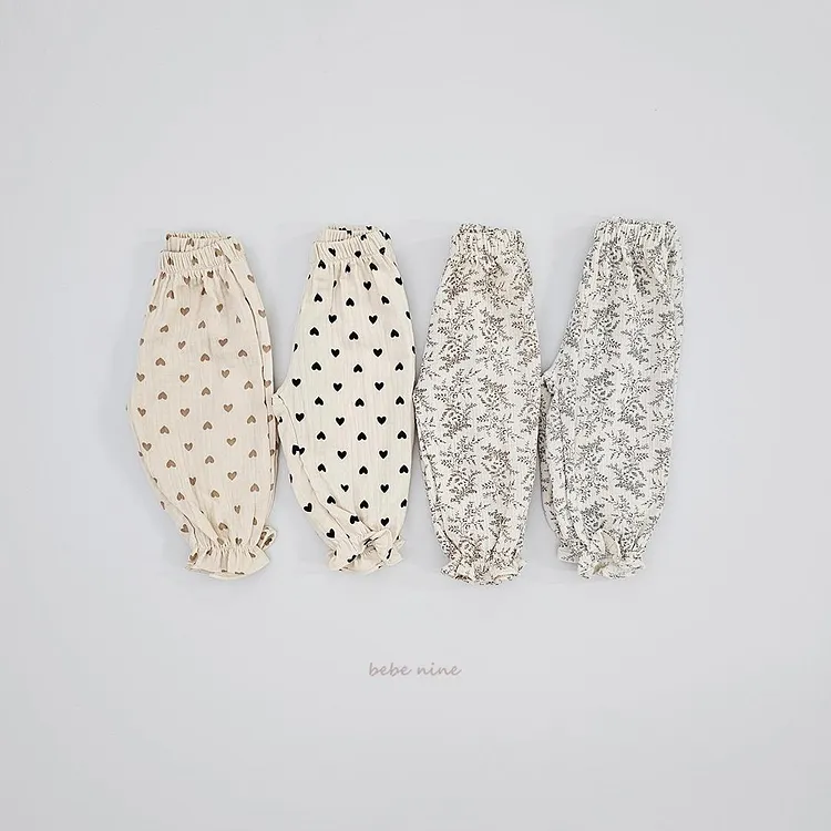 d19c8691a7c125430d3d190de4b42a10_750x.webp 【80-130cm】パンツ ベビー ハートor小花柄 虫除け - 画像 (1)