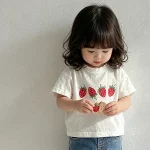 【73-100cm】Tシャツ ベビー イチゴ柄 シンプル - 画像 (2)