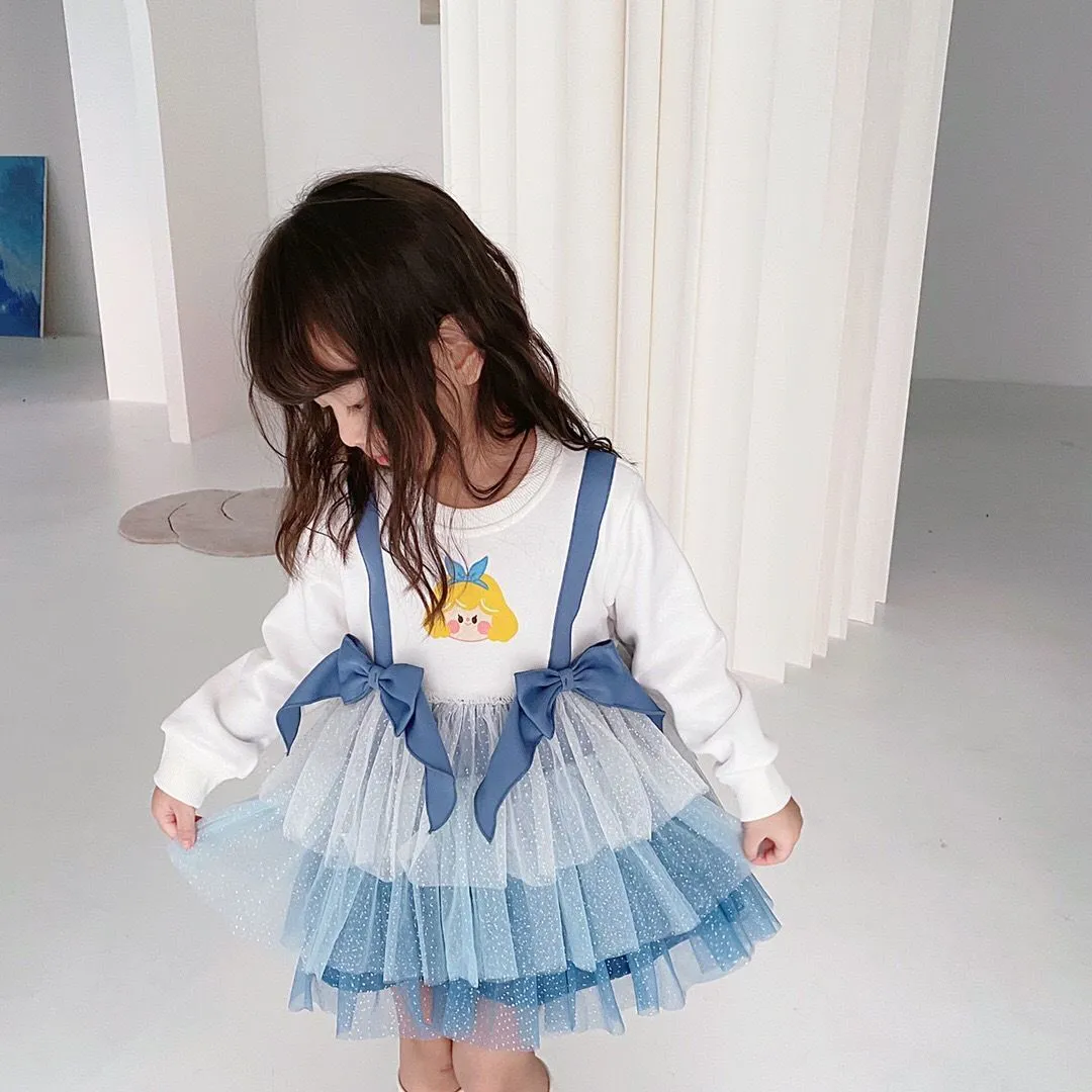 ブルー