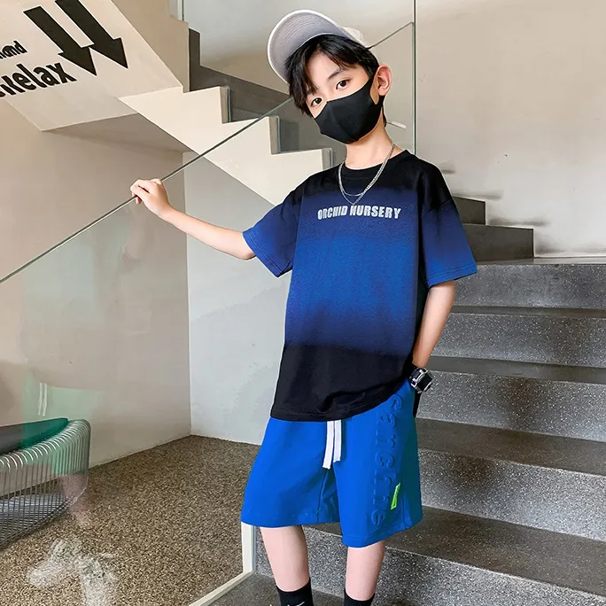 ブラック/Tシャツ+ブルー/ショットパンツ
