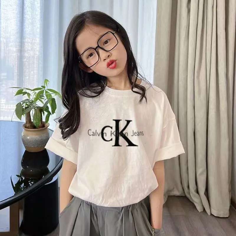 ホワイト
