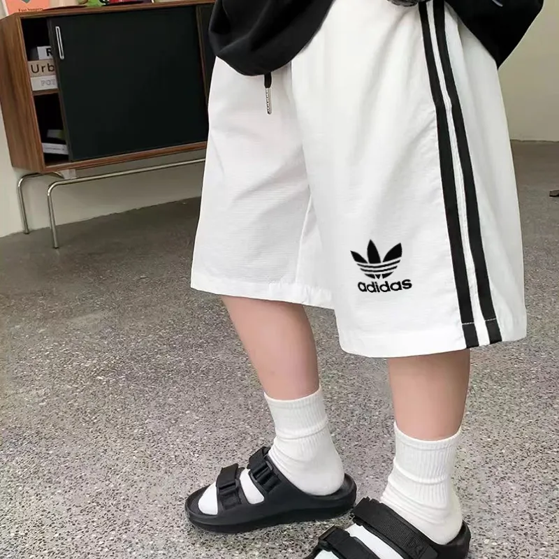 ホワイト