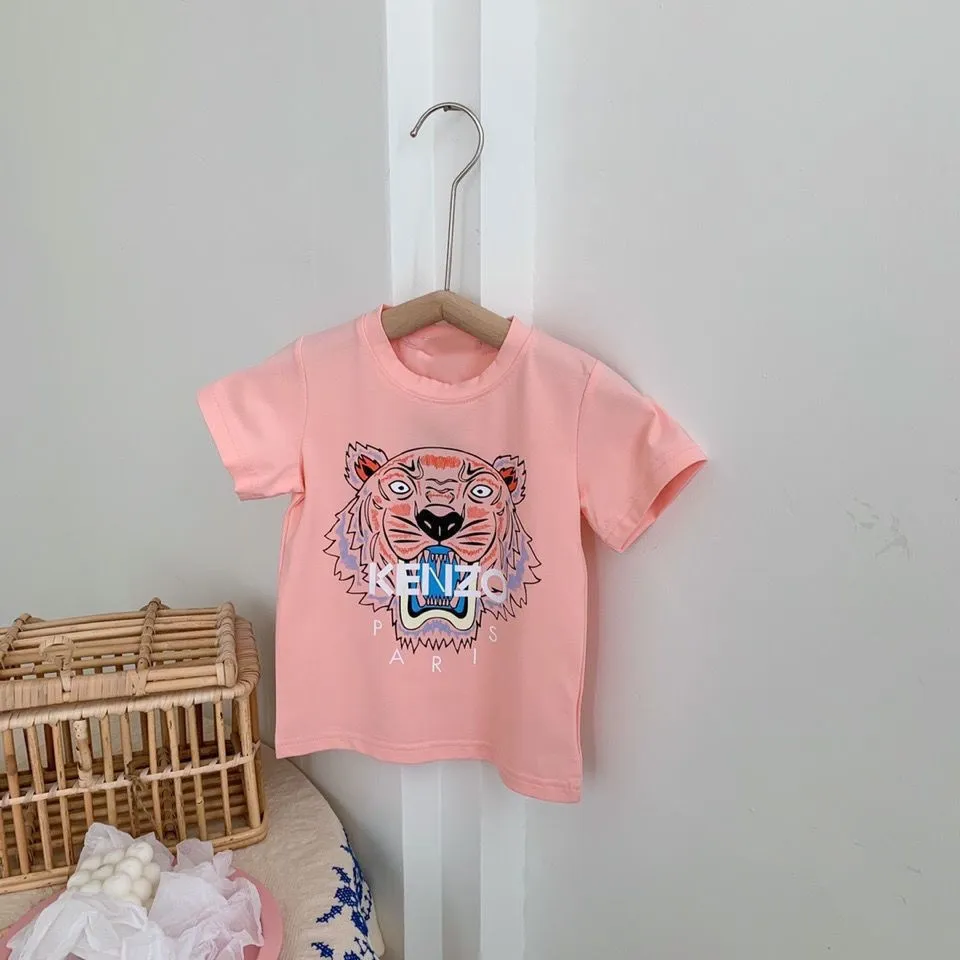 ピンク