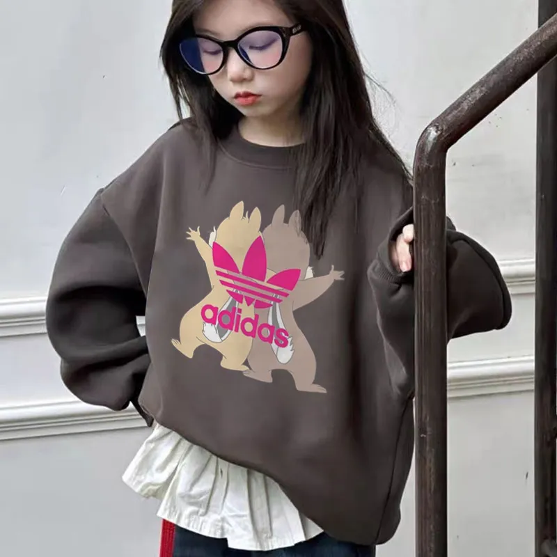 ダークグレー