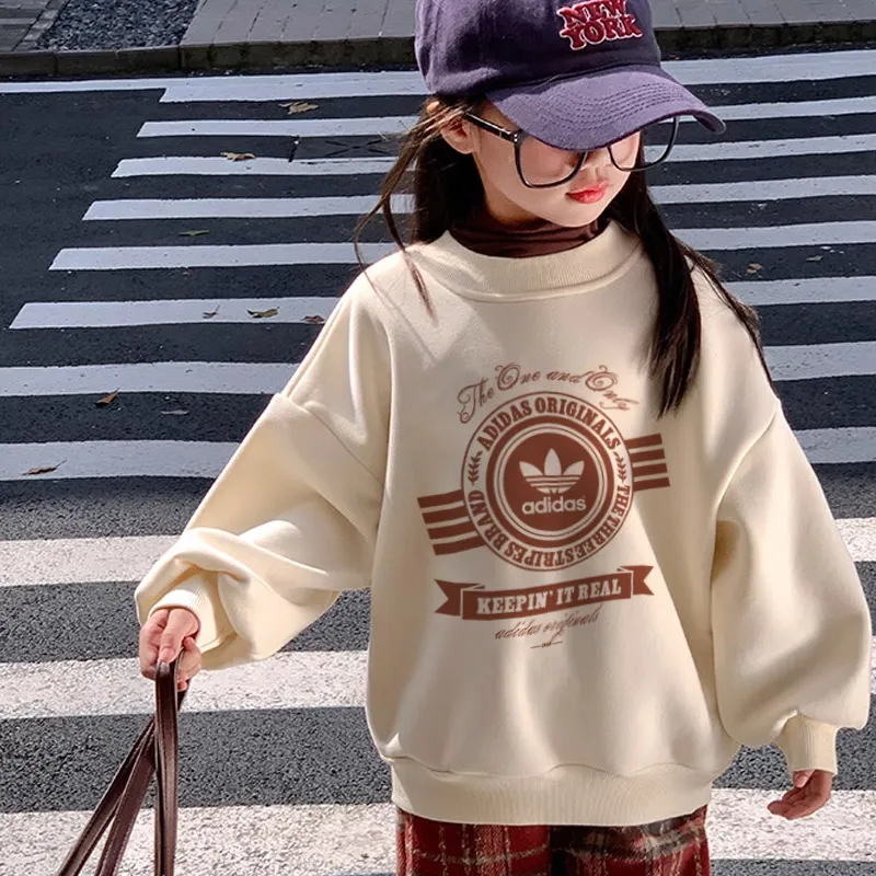 ベージュ